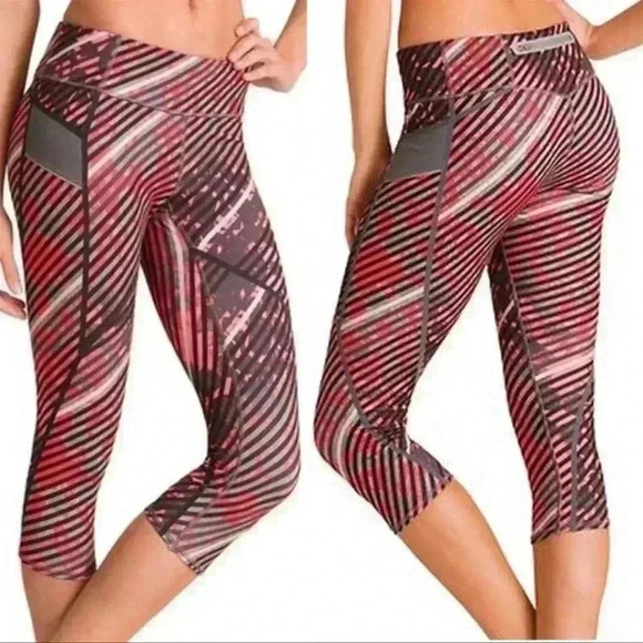 Athleta Radical Stride Stripes Multicolor Capri Legging Women Size XXS Yoga Gym - Picture 1 of 13